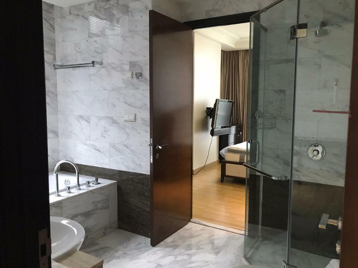 The Peak Residence At Sudirman - 3 Bedroom Exclusive Private Apartment 雅加达 外观 照片
